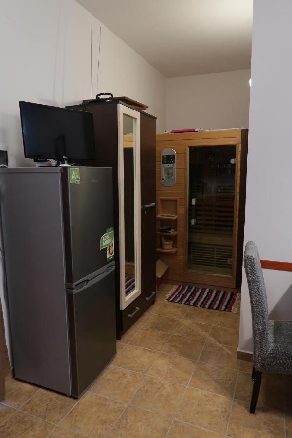 Eva Apartman Szigetvár Buitenkant foto